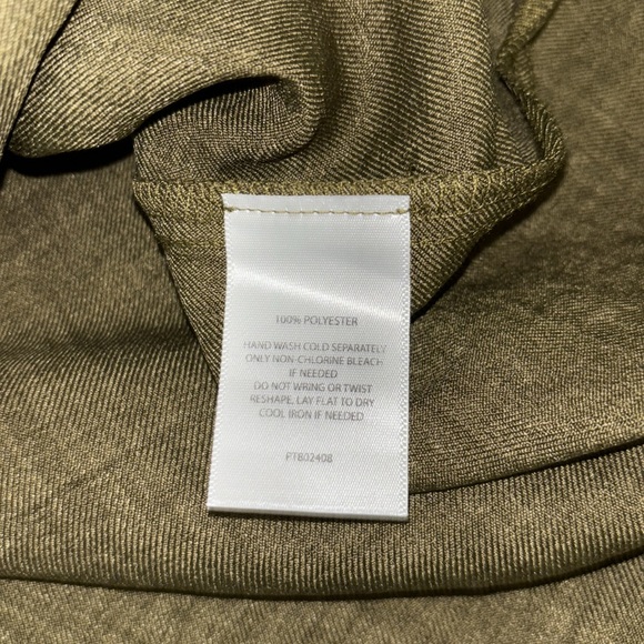 NEW. Monteri Blouse - Picture 5 of 5